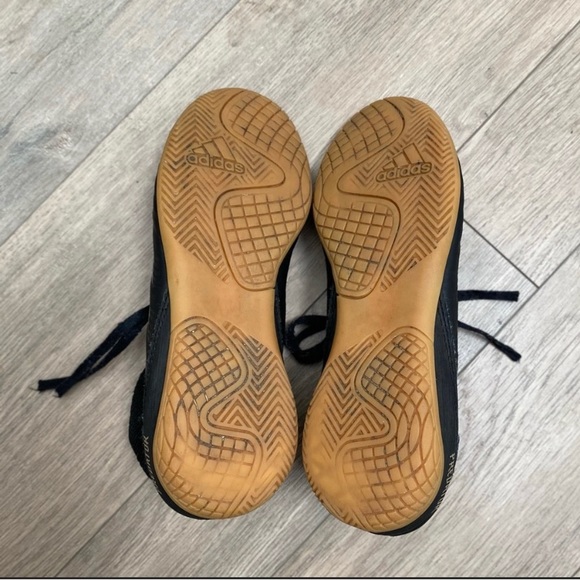 ADIDAS Black Raptor Indoor Soccer Shoes Size 3.5 - Picture 2 of 5